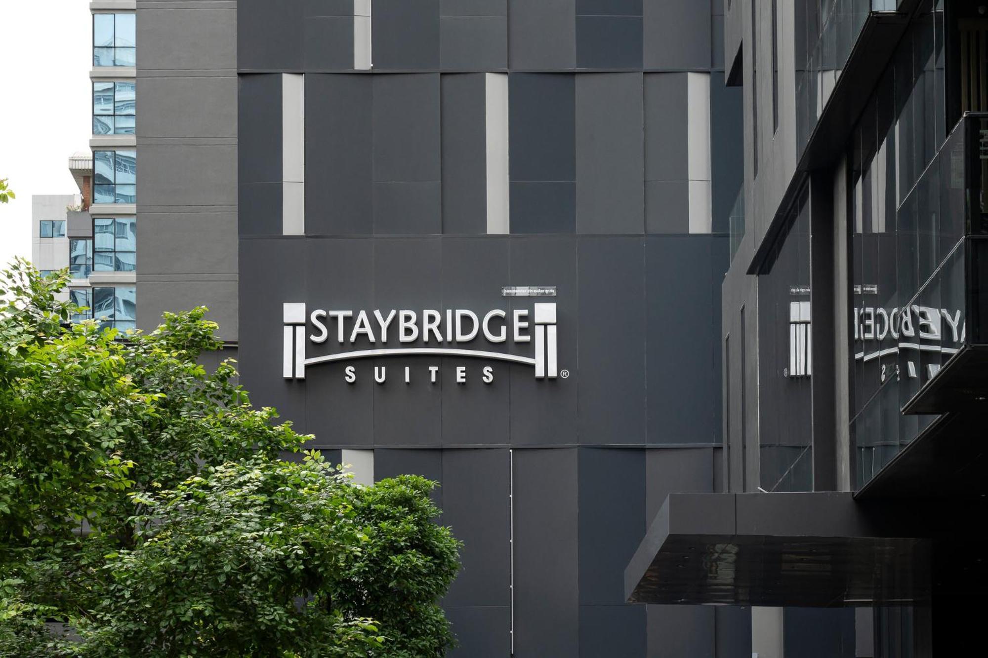 Staybridge Suites Bangkok Sukhumvit By Ihg Esterno foto