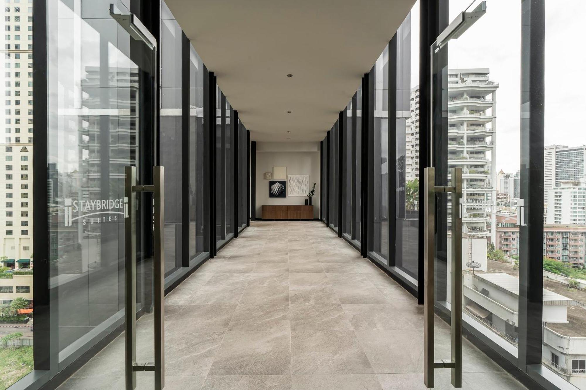 Staybridge Suites Bangkok Sukhumvit By Ihg Esterno foto