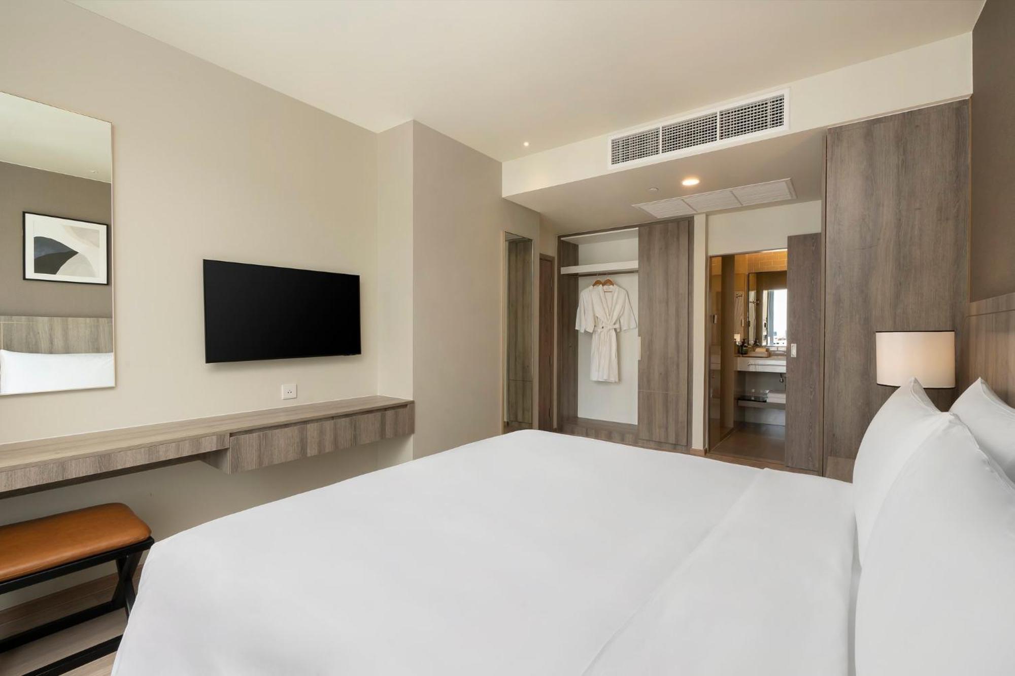 Staybridge Suites Bangkok Sukhumvit By Ihg Esterno foto