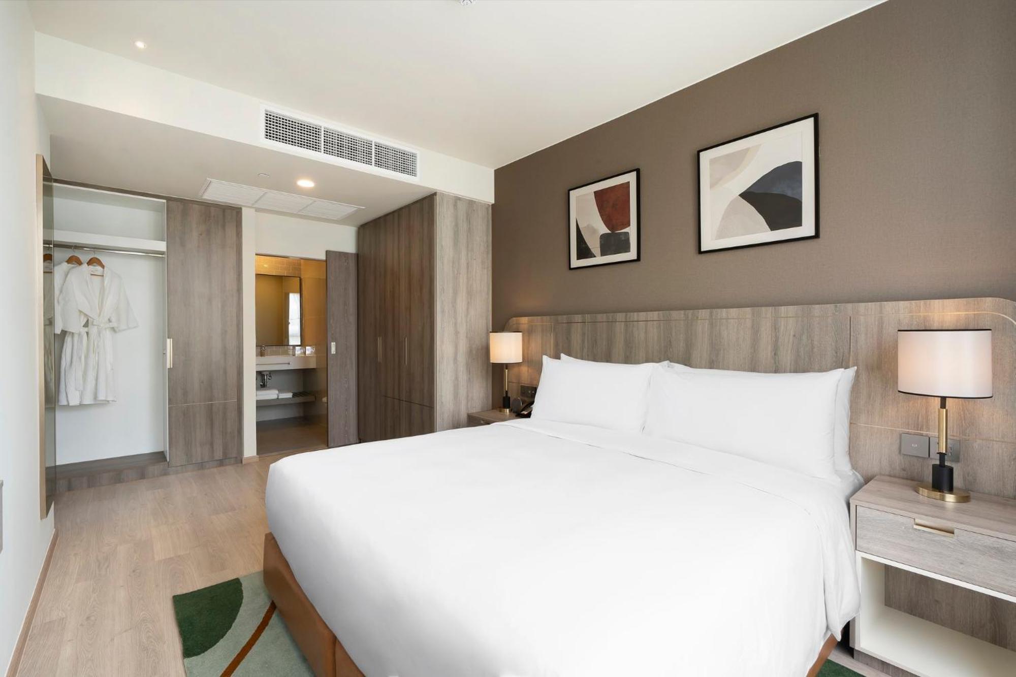 Staybridge Suites Bangkok Sukhumvit By Ihg Esterno foto