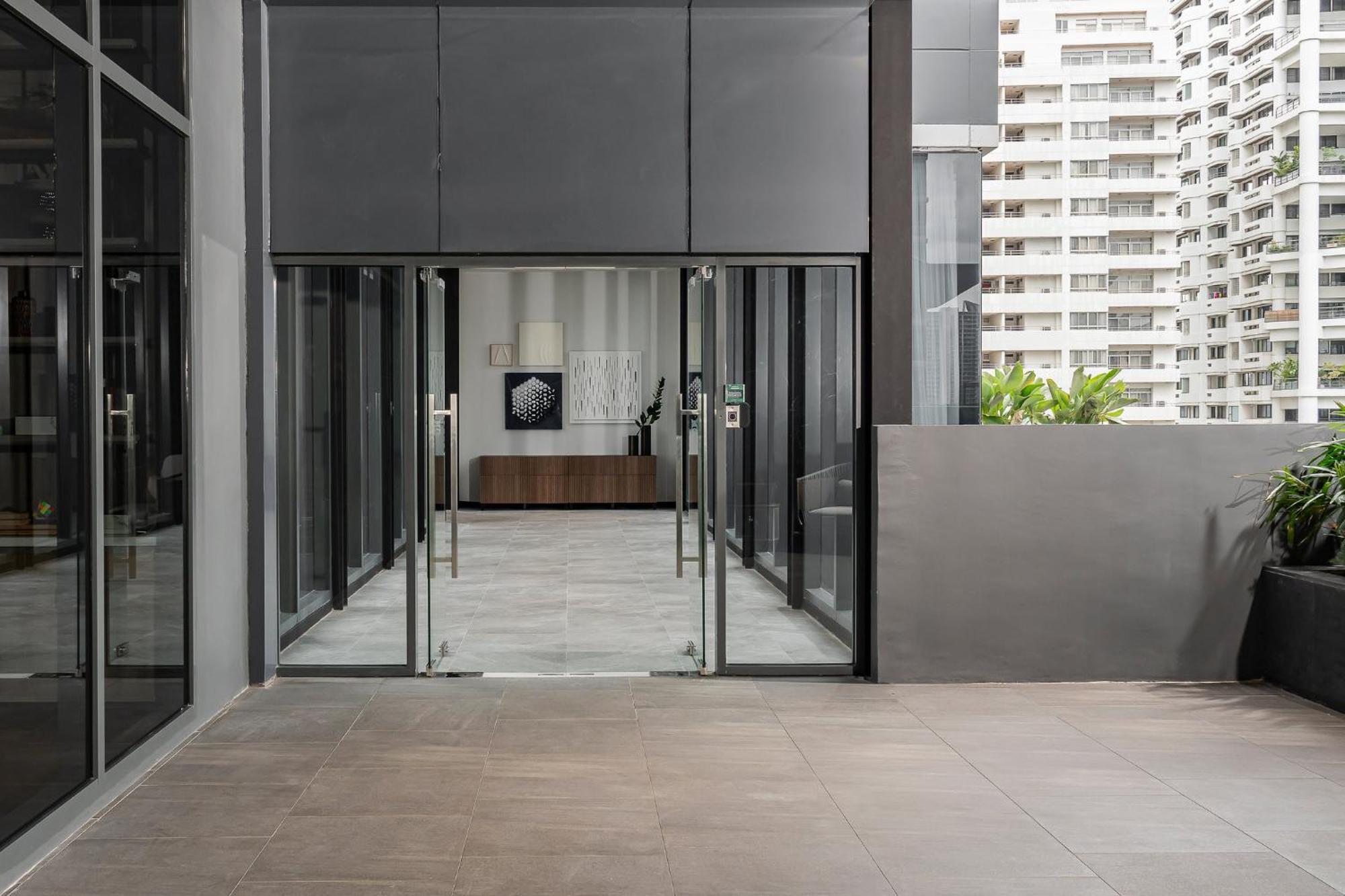 Staybridge Suites Bangkok Sukhumvit By Ihg Esterno foto