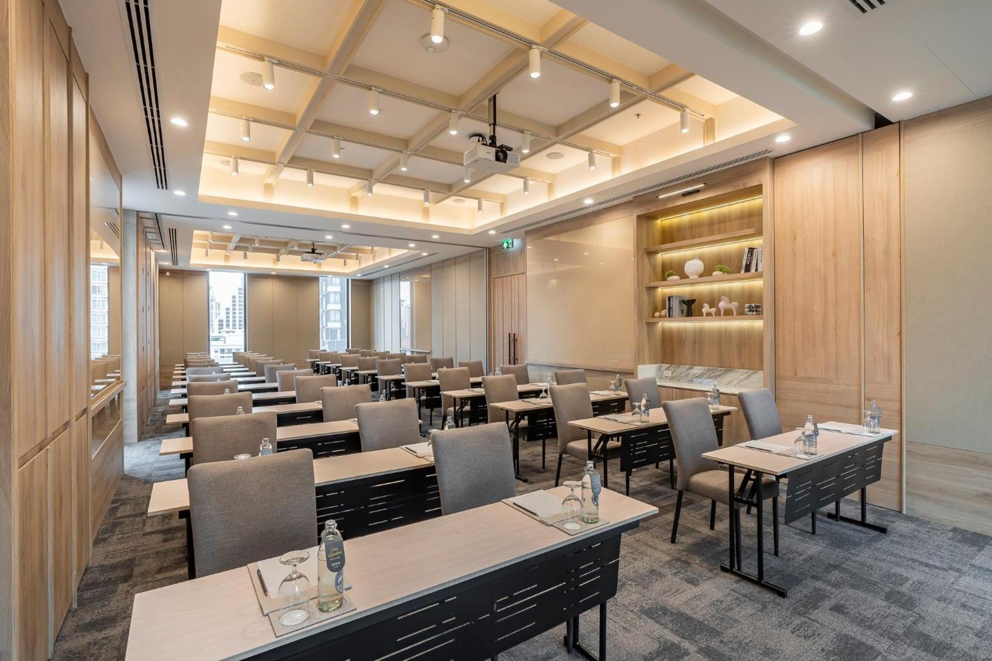 Staybridge Suites Bangkok Sukhumvit By Ihg Esterno foto