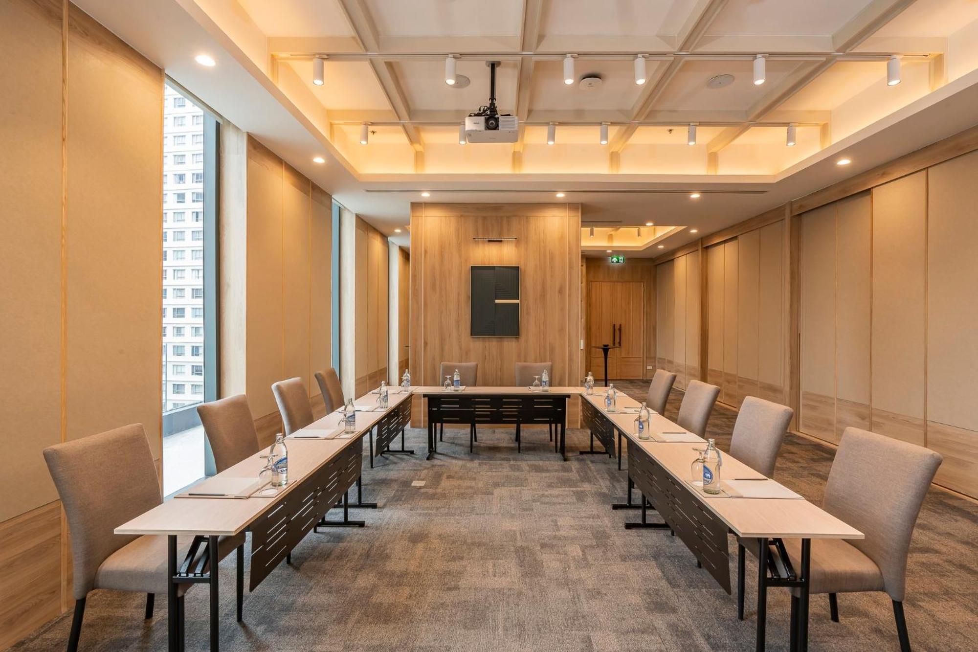 Staybridge Suites Bangkok Sukhumvit By Ihg Esterno foto