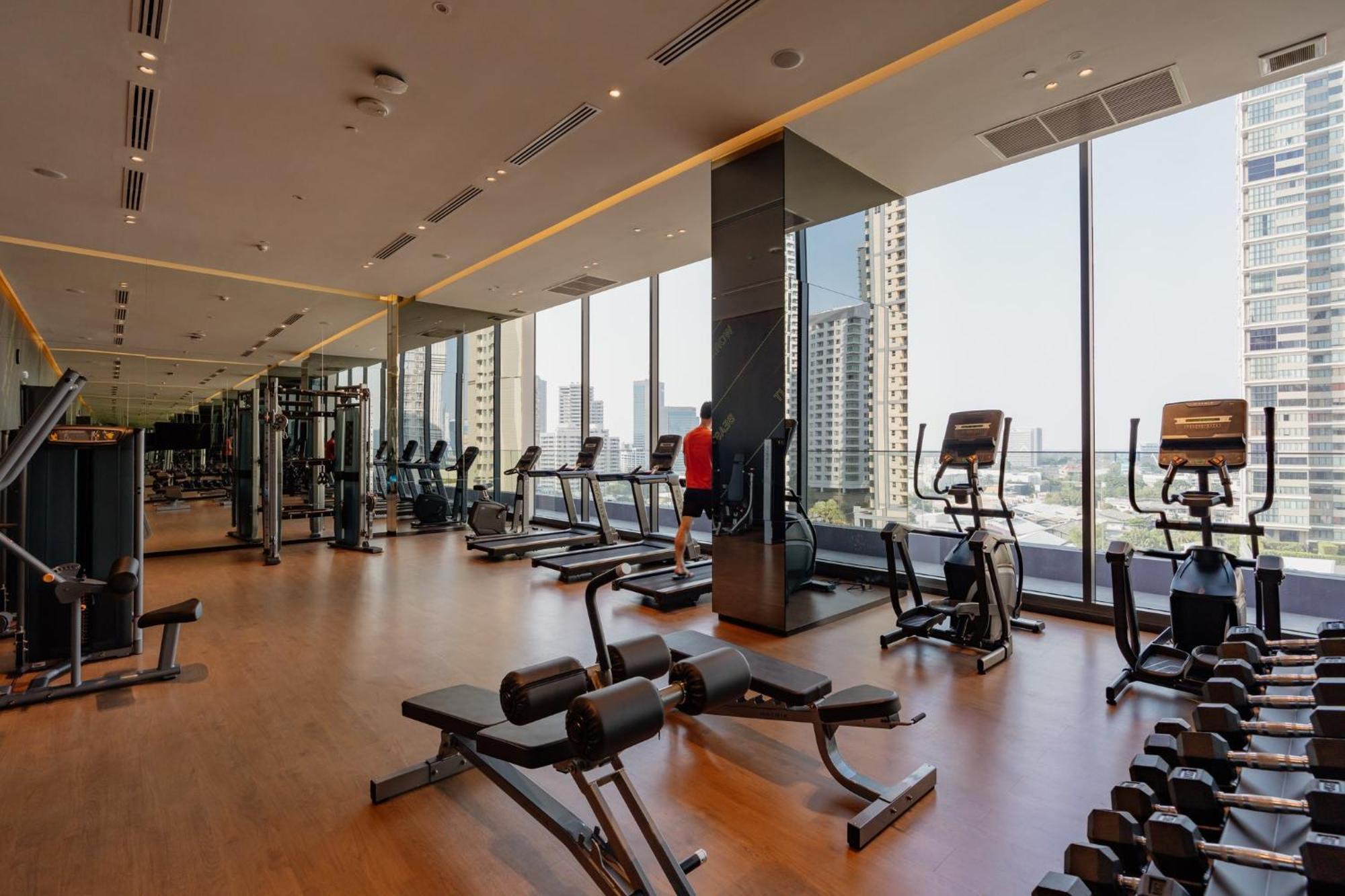Staybridge Suites Bangkok Sukhumvit By Ihg Esterno foto
