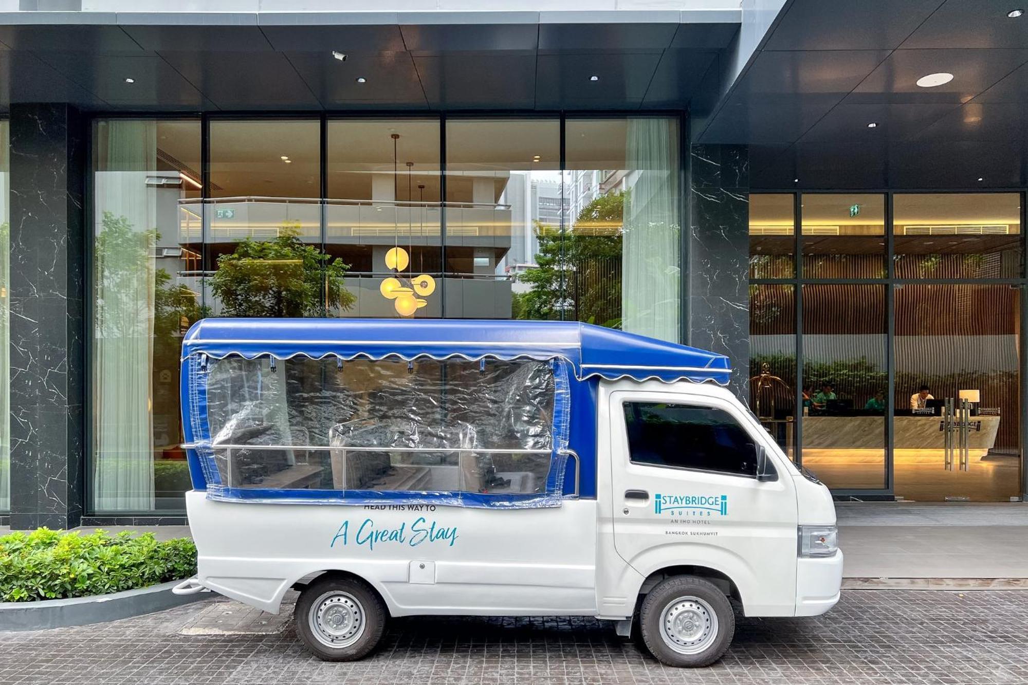 Staybridge Suites Bangkok Sukhumvit By Ihg Esterno foto