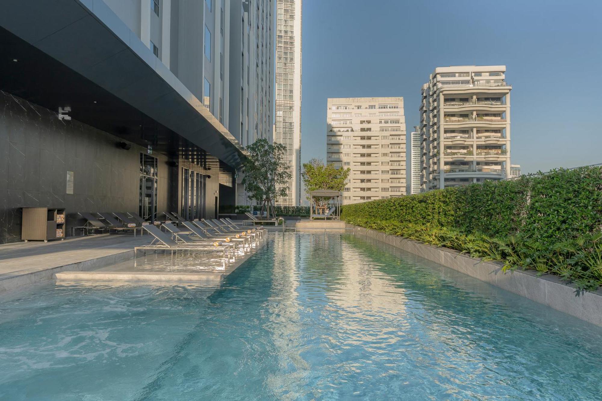 Staybridge Suites Bangkok Sukhumvit By Ihg Esterno foto